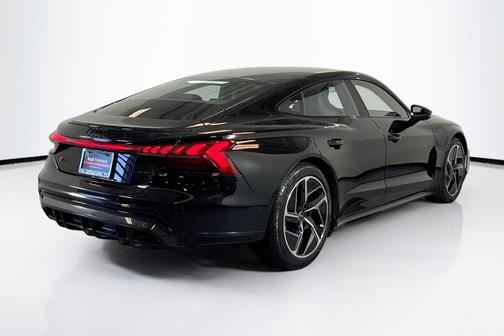 2023 Audi RS e-tron GT quattro