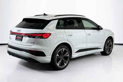 2025 Audi Q4 e-tron Prestige 55 quattro