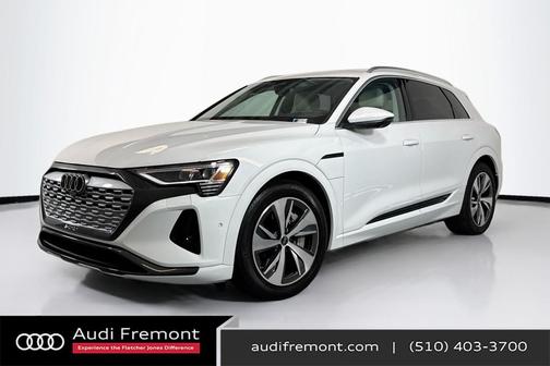 2024 Audi Q8 e-tron Premium Plus