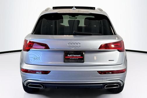 Florett Silver Metallic 2022 Audi Q5 45 S line Premium Plus