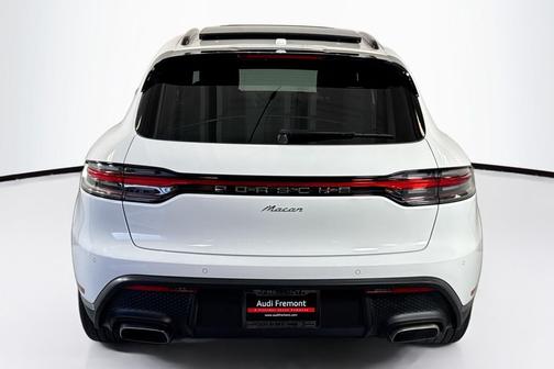 2024 Porsche Macan T