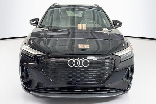 2024 Audi Q4 e-tron Premium Plus 55 quattro