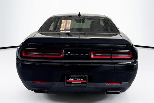 2016 Dodge Challenger R/T Scat Pack