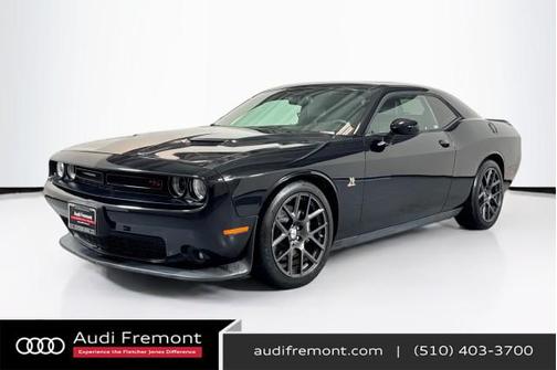 2016 Dodge Challenger R/T Scat Pack