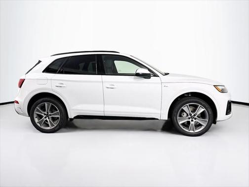 2025 Audi Q5 45 S line Premium