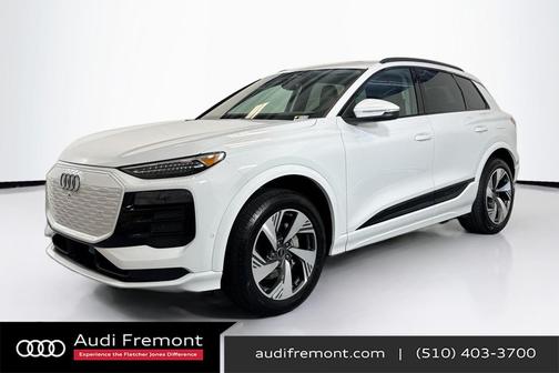 2025 Audi Q6 e-tron Premium Plus quattro