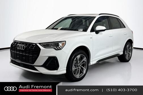 2025 Audi Q3 Premium 45 TFSI S line quattro Tiptronic
