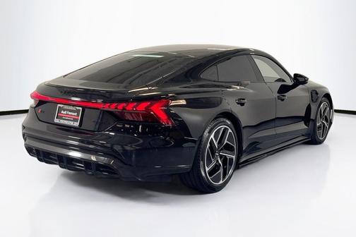 2023 Audi RS e-tron GT quattro