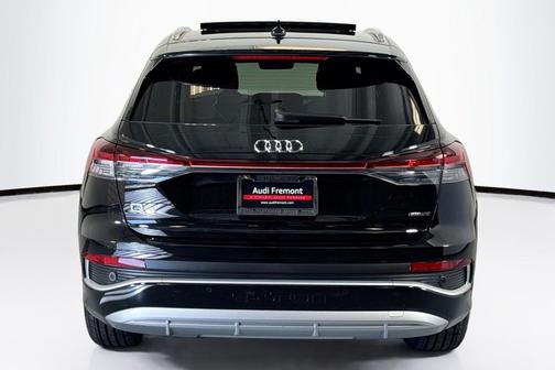 2024 Audi Q4 e-tron Premium Plus 55 quattro