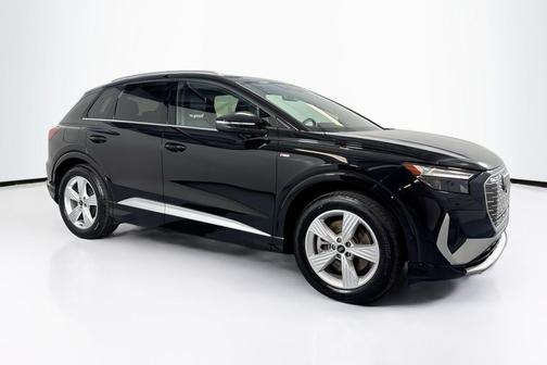 2024 Audi Q4 e-tron Premium Plus 55 quattro