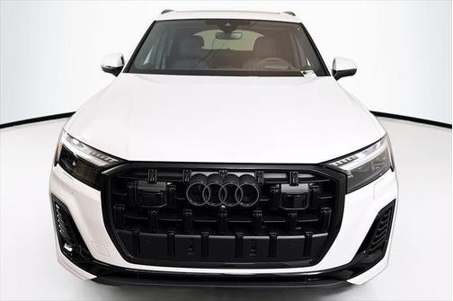 2025 Audi Q7 55 Prestige