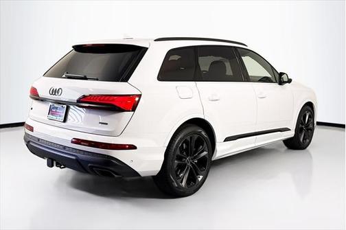 2025 Audi Q7 55 Prestige