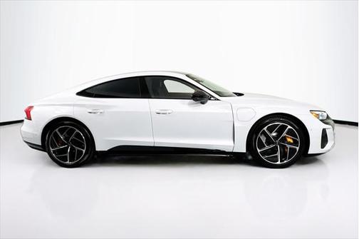 2024 Audi RS e-tron GT quattro
