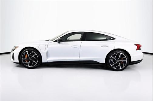 2024 Audi RS e-tron GT quattro