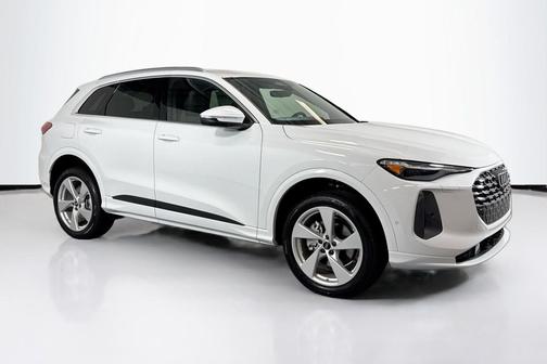 2025 Audi Q5 Premium Plus
