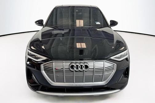 2022 Audi e-tron Sportback S line Premium