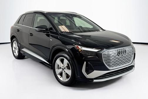 2024 Audi Q4 e-tron Premium 55 quattro