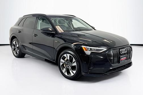 2021 Audi e-tron Premium