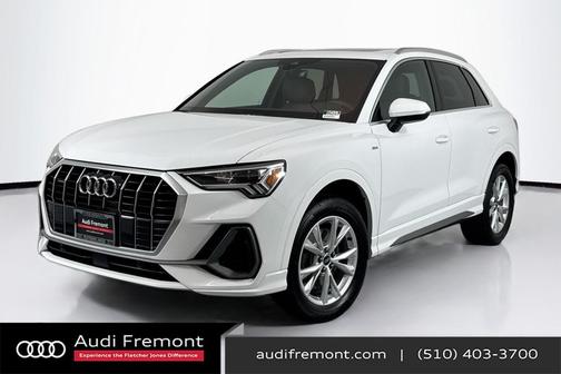 2025 Audi Q3 Premium 45 TFSI S line quattro Tiptronic