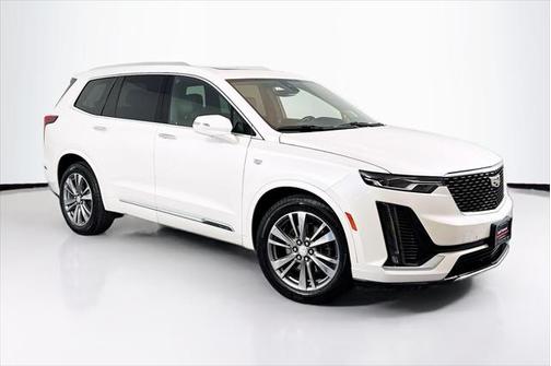 2022 Cadillac XT6 Premium Luxury FWD