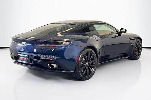 2018 Aston Martin DB11 V12