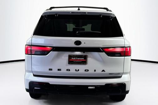 2025 Toyota Sequoia Platinum