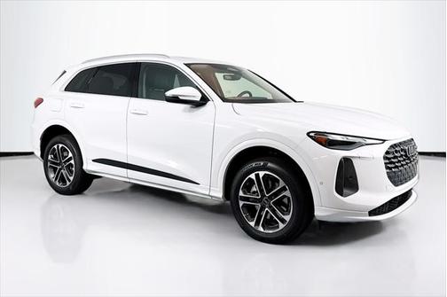 2025 Audi Q5 Premium
