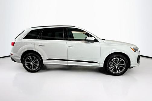 2026 Audi Q7 45 Premium