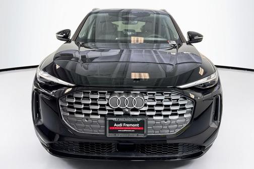 2025 Audi Q5 Premium TFSI quattro S tronic