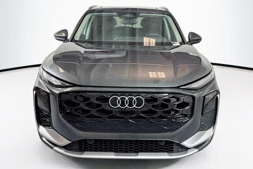 2026 Audi Q3 S line