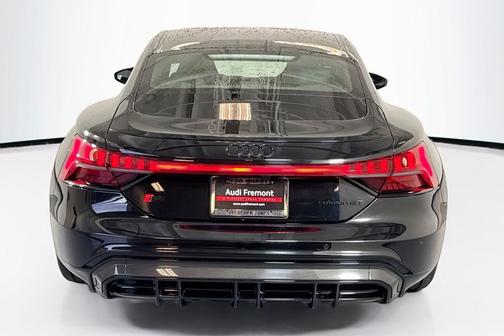 2024 Audi RS e-tron GT quattro