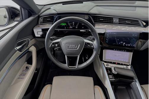 2023 Audi e-tron Premiumwe