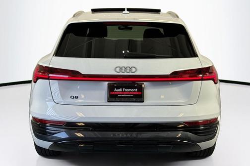 2024 Audi Q8 e-tron Premium