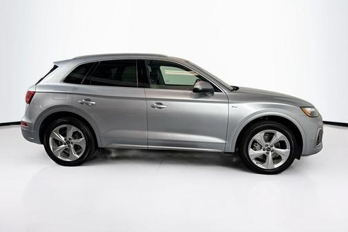 Florett Silver Metallic 2022 Audi Q5 45 S line Premium Plus