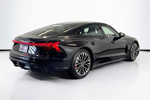 2026 Audi S e-tron GT Premium Plus quattro