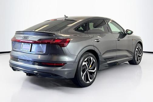 2023 Audi e-tron Sportback S line Premium Plus