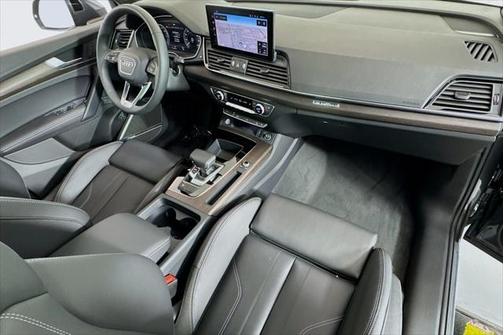 2025 Audi Q5 55 S line Premium Plus