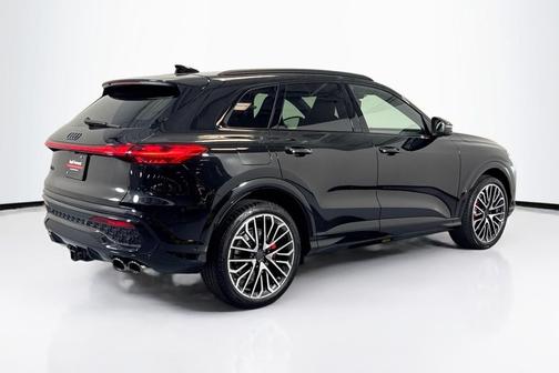 Mythos Black Metallic 2026 Audi SQ5 3.0T Prestige