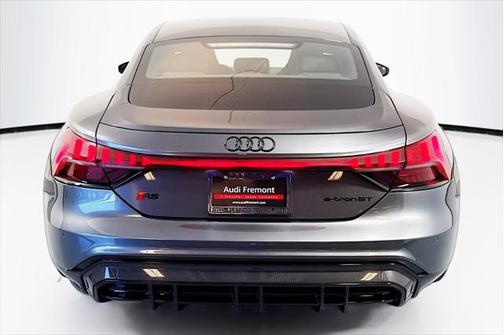 2022 Audi RS e-tron GT quattro