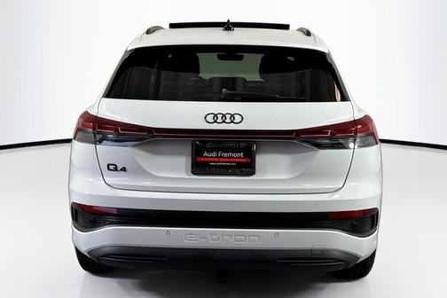 2025 Audi Q4 e-tron Premium 45 quattro