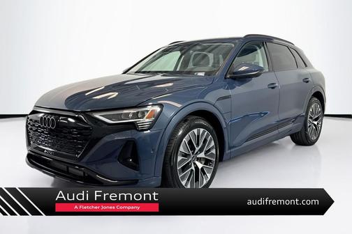 Plasma Blue Metallic 2024 Audi Q8 e-tron Premium Plus