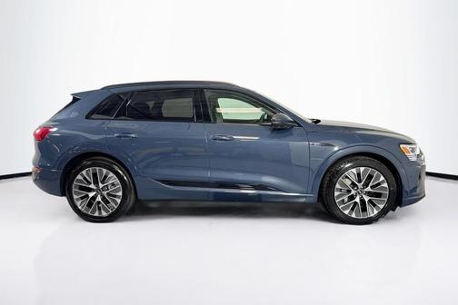 Plasma Blue Metallic 2024 Audi Q8 e-tron Premium Plus