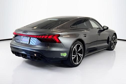 2023 Audi e-tron GT Prestige quattro