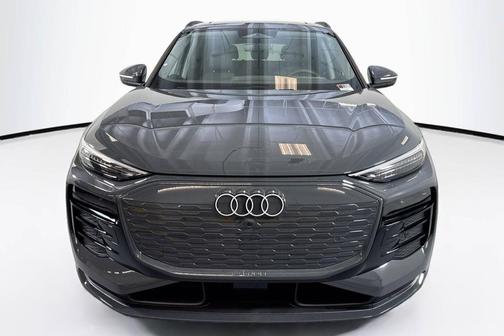 2025 Audi Q6 e-tron Premium Plus quattro