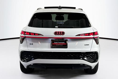 Arkona White 2026 Audi Q3 TFSI quattro S tronic