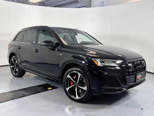 2024 Audi Q7 55 Prestige