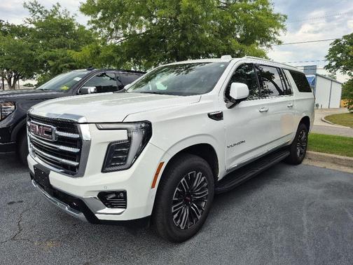 Summit White 2025 GMC Yukon XL Elevation