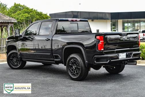 Black 2024 Chevrolet Silverado 2500 High Country