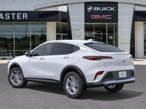 Summit White 2026 Buick Envista Preferred