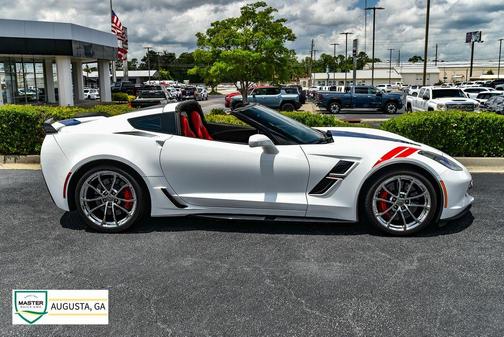 Arctic White 2017 Chevrolet Corvette Grand Sport